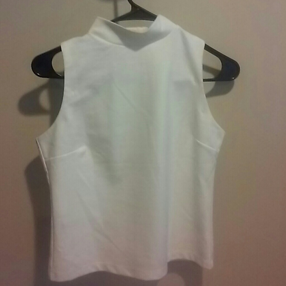 White stretch crop top